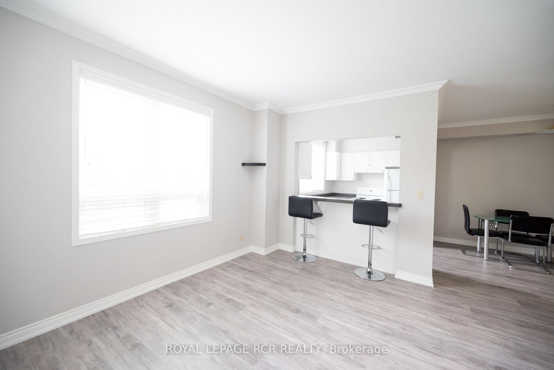 312-70 First Street, Orangeville, ON - Indoor Photo Showing Other Room