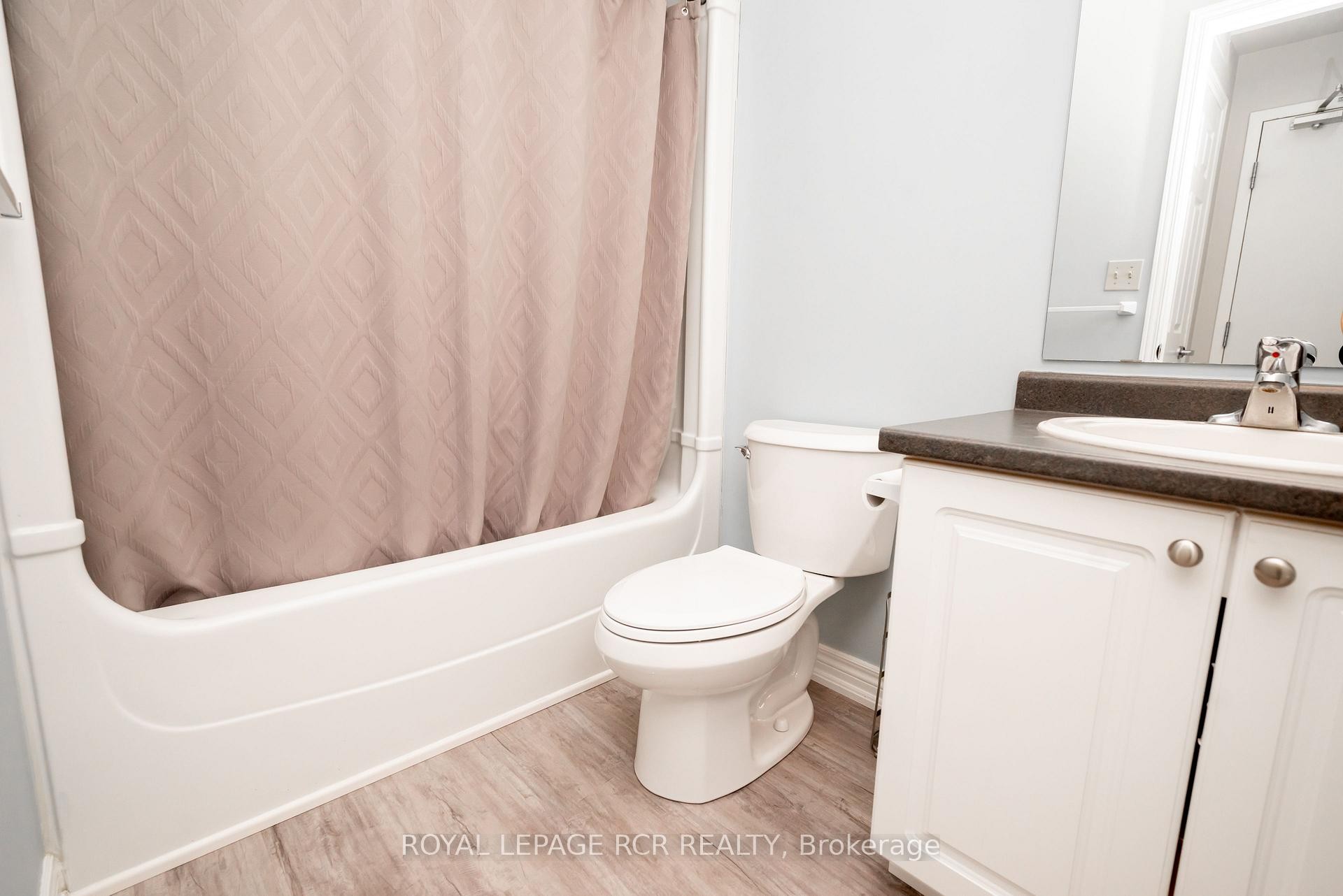 312-70 First Street, Orangeville, ON - Indoor Photo Showing Bathroom