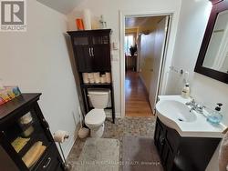 Another view of the bathroom. -