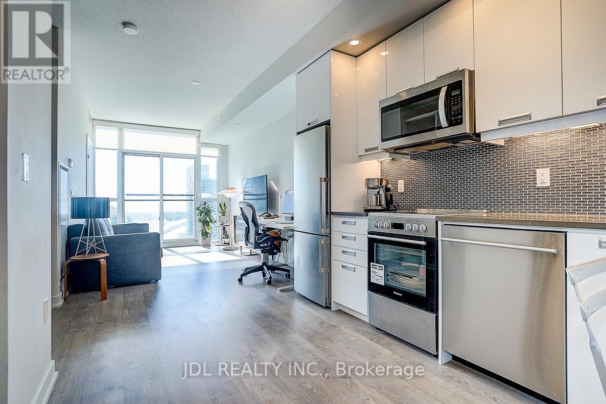 3702 - 99 John Street, Toronto, ON - Indoor Photo Showing Kitchen