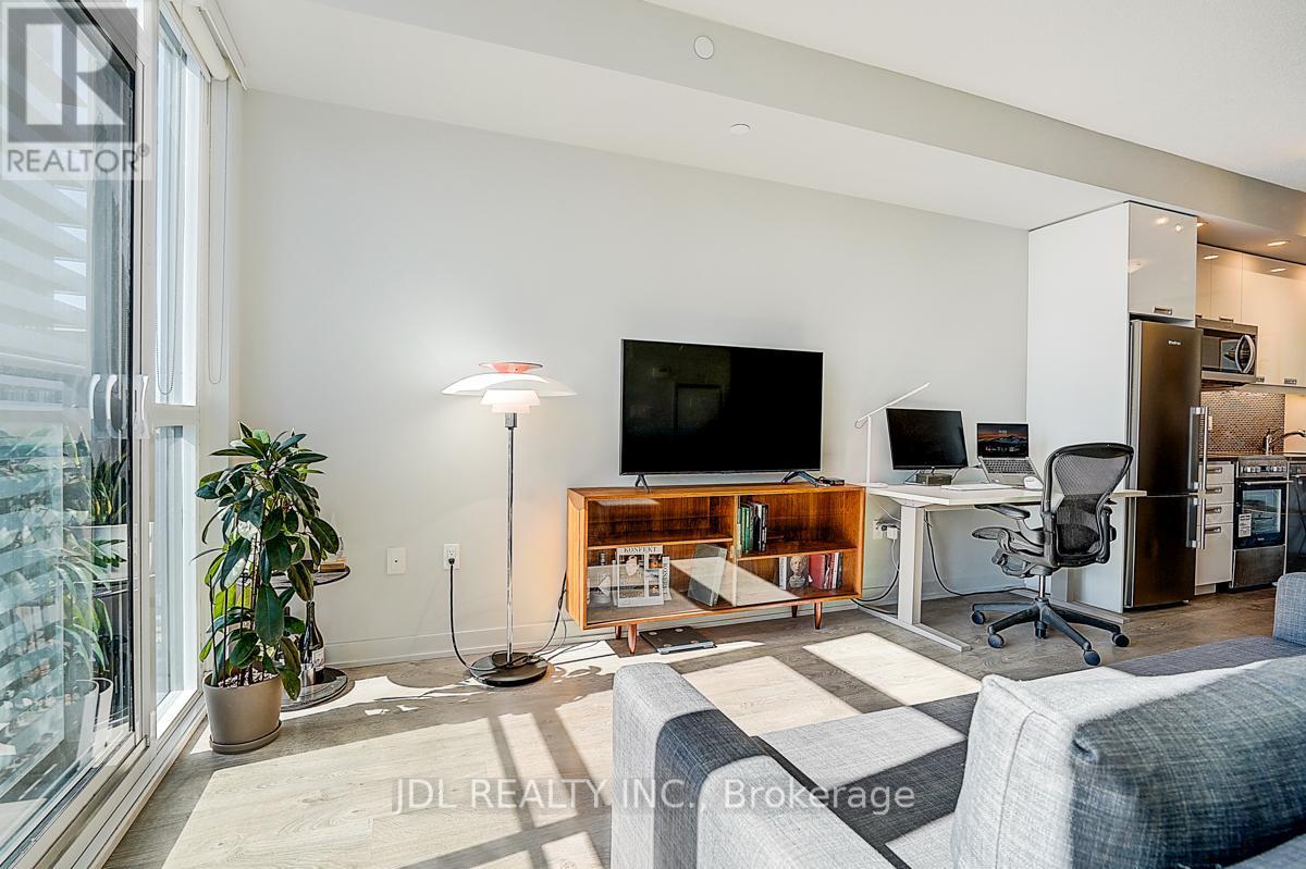 3702 - 99 John Street, Toronto, ON - Indoor