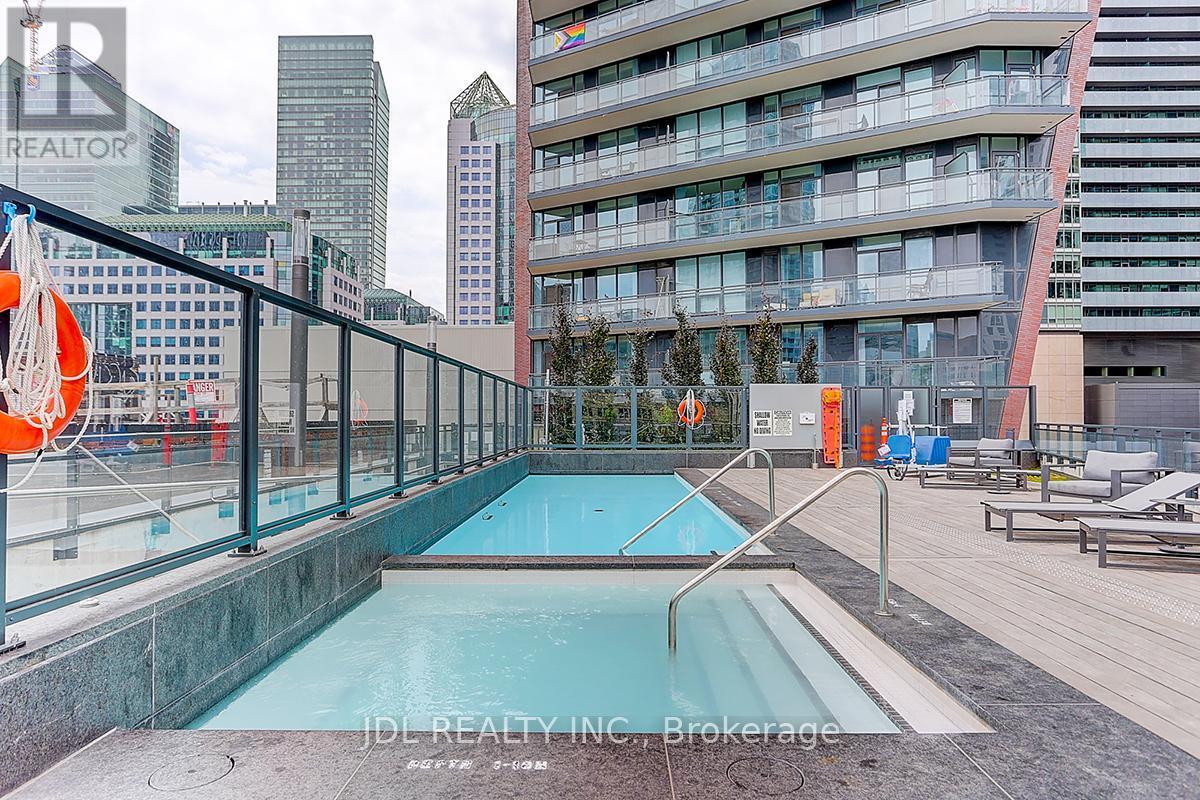 3702 - 99 John Street, Toronto, ON - Outdoor