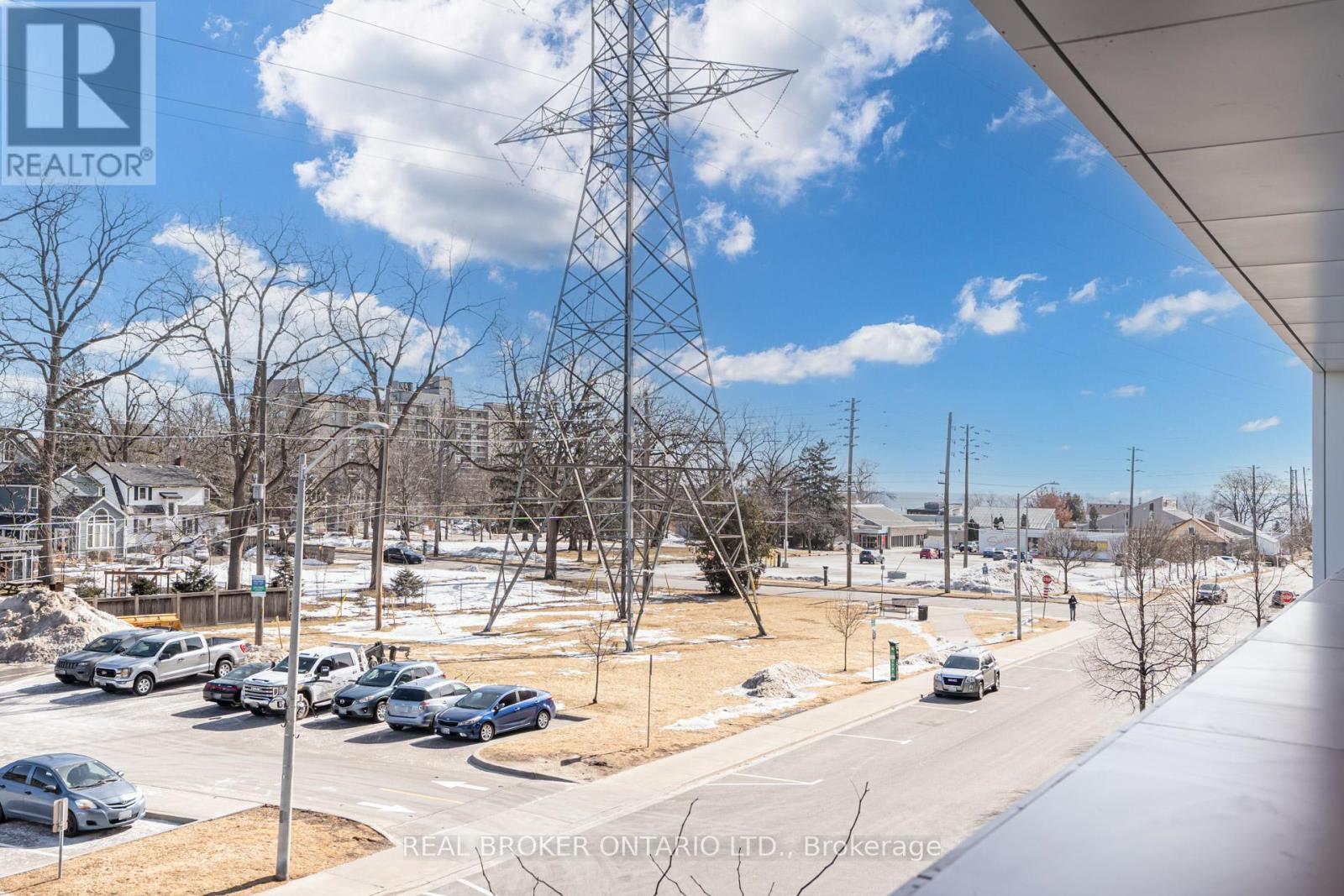205 - 500 Brock Avenue, Burlington, ON - Outdoor With View