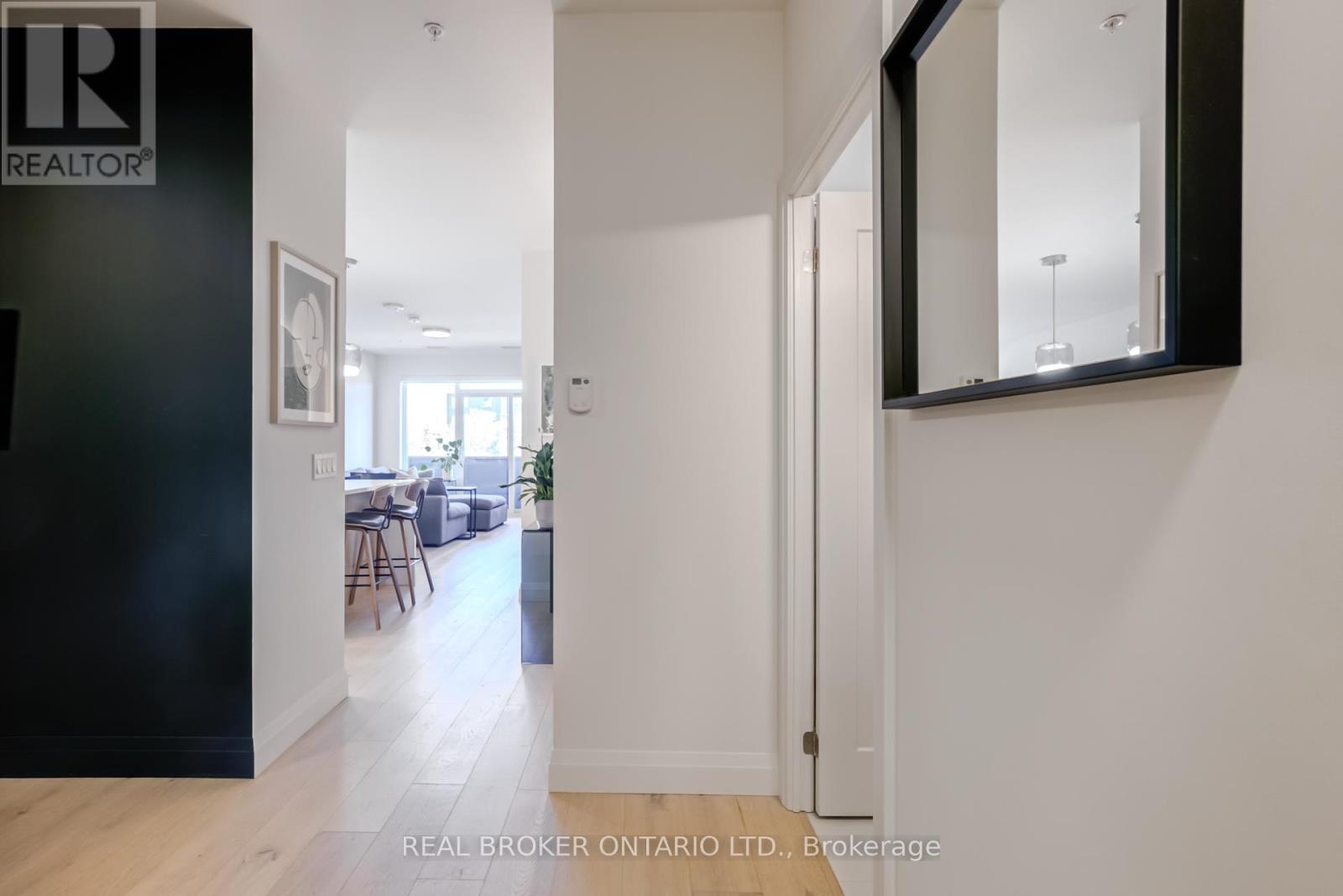 205 - 500 Brock Avenue, Burlington, ON - Indoor Photo Showing Other Room