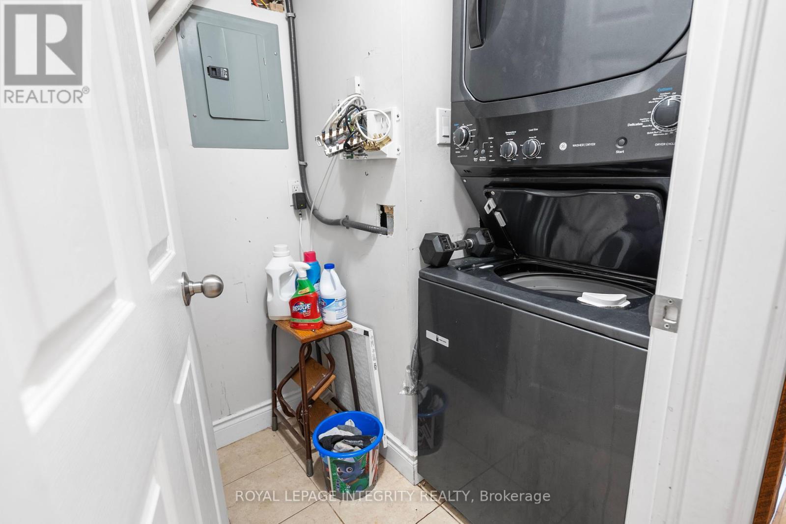 256 Alfred Street, Ottawa, ON - Indoor Photo Showing Laundry Room