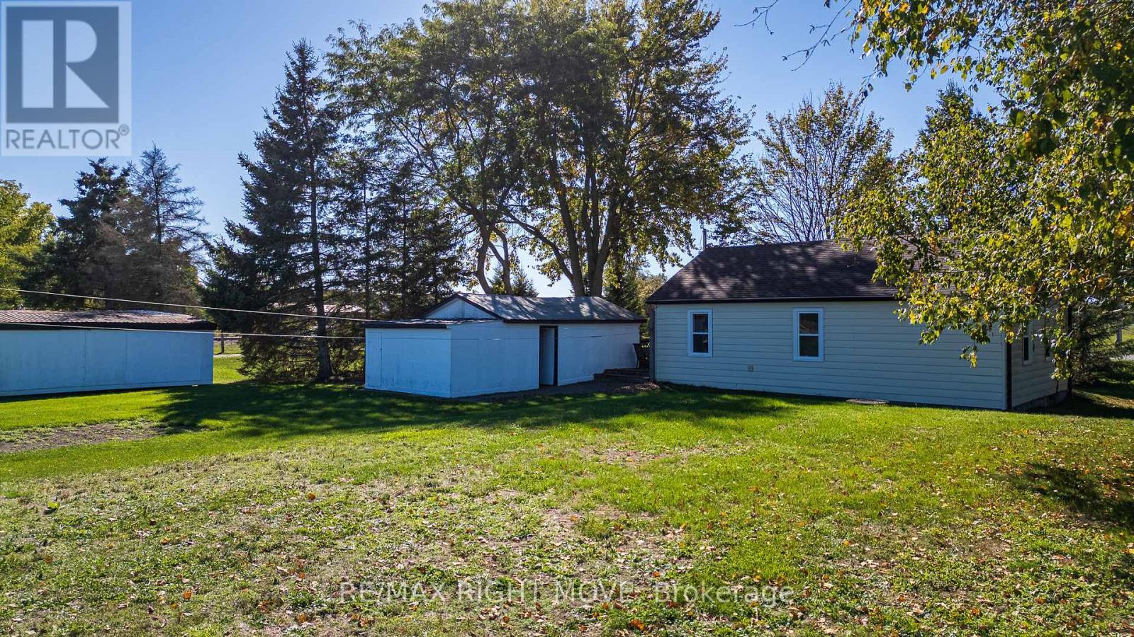 8785 10Th Line, Essa, ON - Outdoor