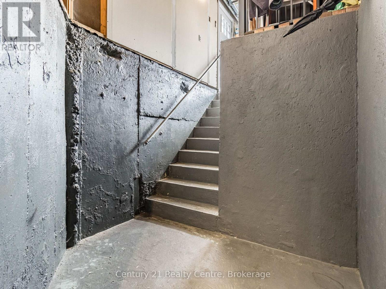 Basement - 34 Niagara Place, Brampton, ON - Indoor Photo Showing Other Room