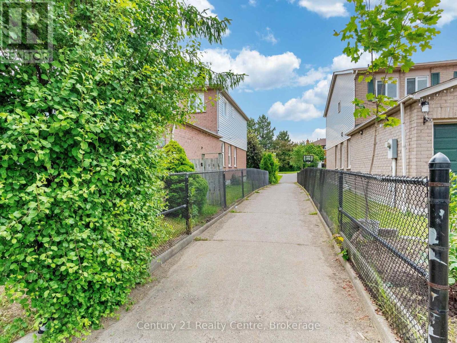 Basement - 34 Niagara Place, Brampton, ON - Outdoor