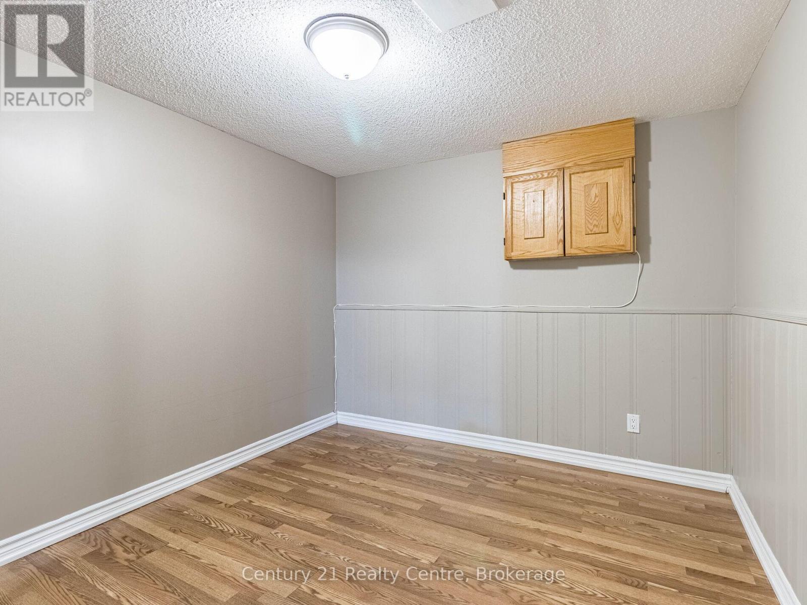 Basement - 34 Niagara Place, Brampton, ON - Indoor Photo Showing Other Room