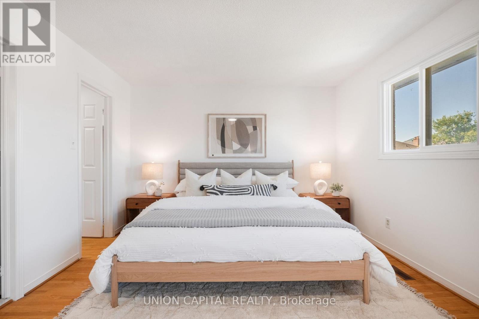 58 Horizon Court, Richmond Hill, ON - Indoor Photo Showing Bedroom
