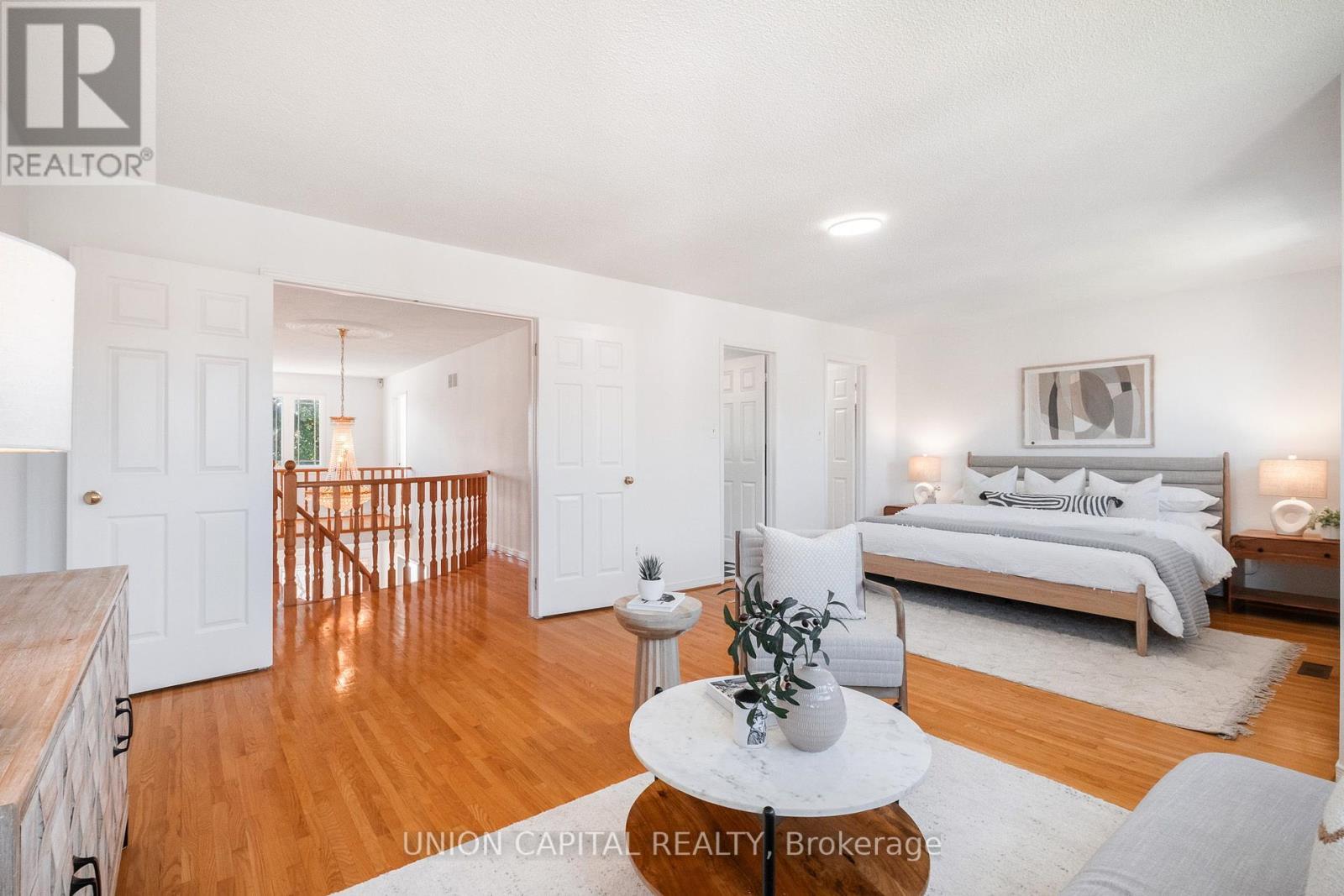 58 Horizon Court, Richmond Hill, ON - Indoor Photo Showing Bedroom