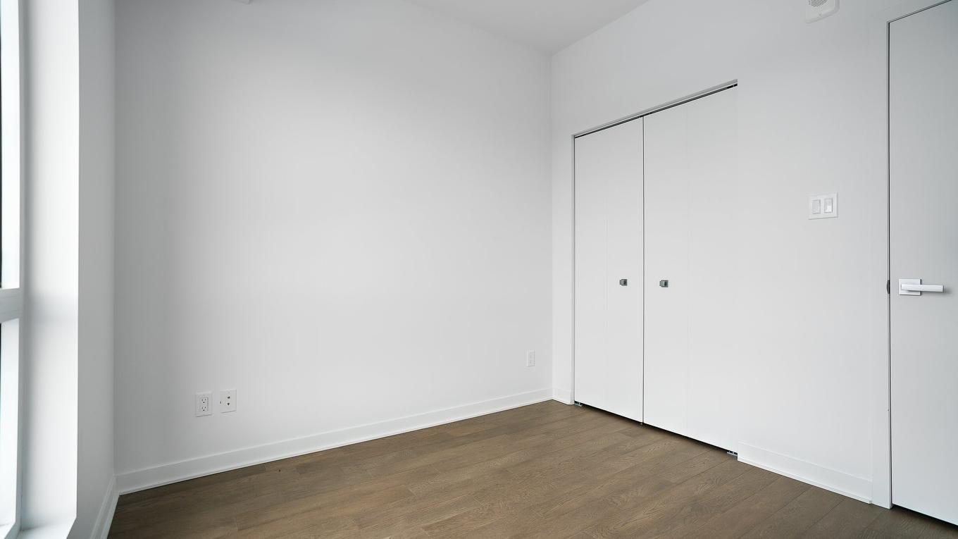 Bedroom - 2308-1160 Rue Mackay, Montréal (Ville-Marie), QC - Indoor Photo Showing Other Room