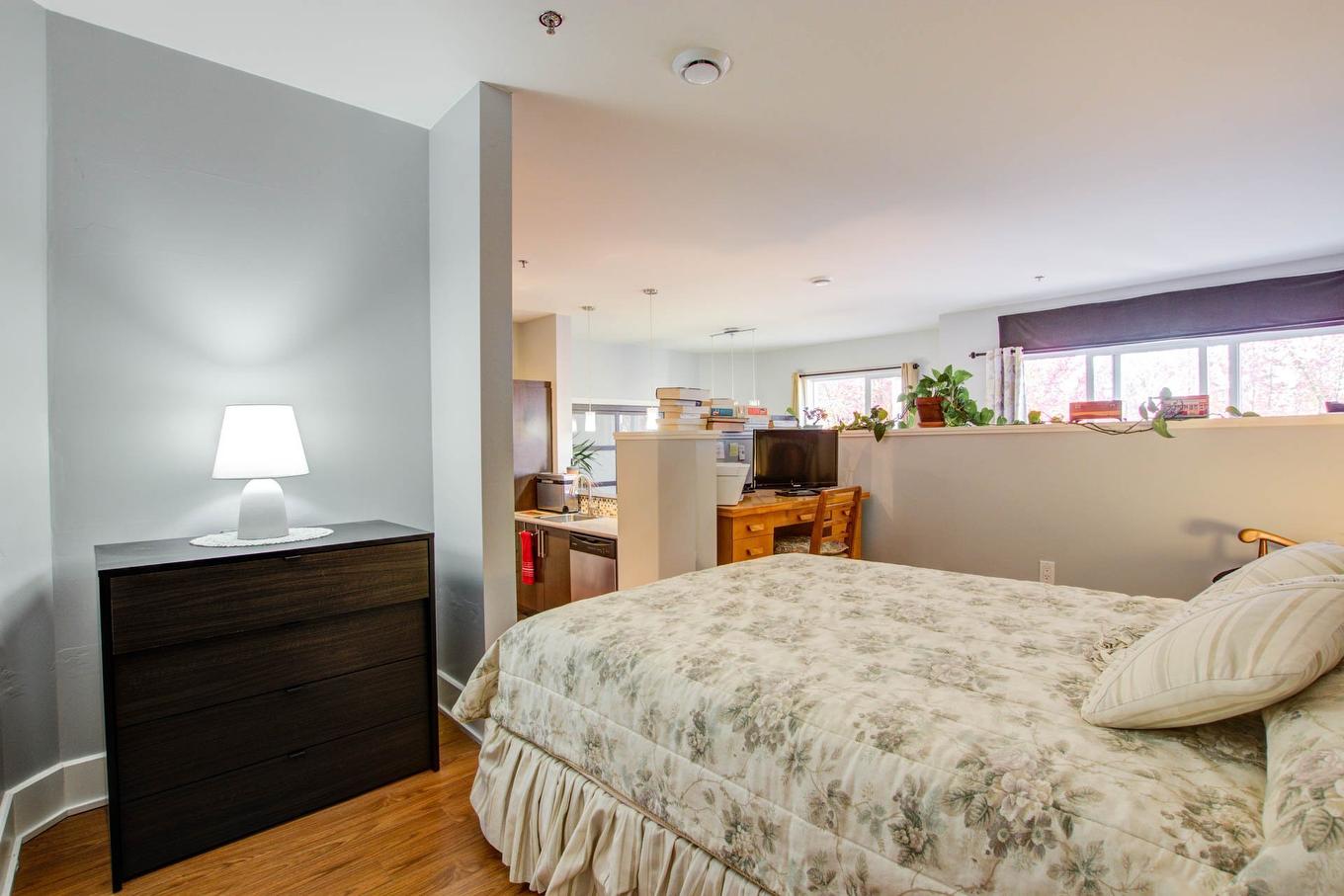 Primary bedroom - 403-5905 Rue De La Tourbière, Longueuil (Saint-Hubert), QC - Indoor Photo Showing Bedroom
