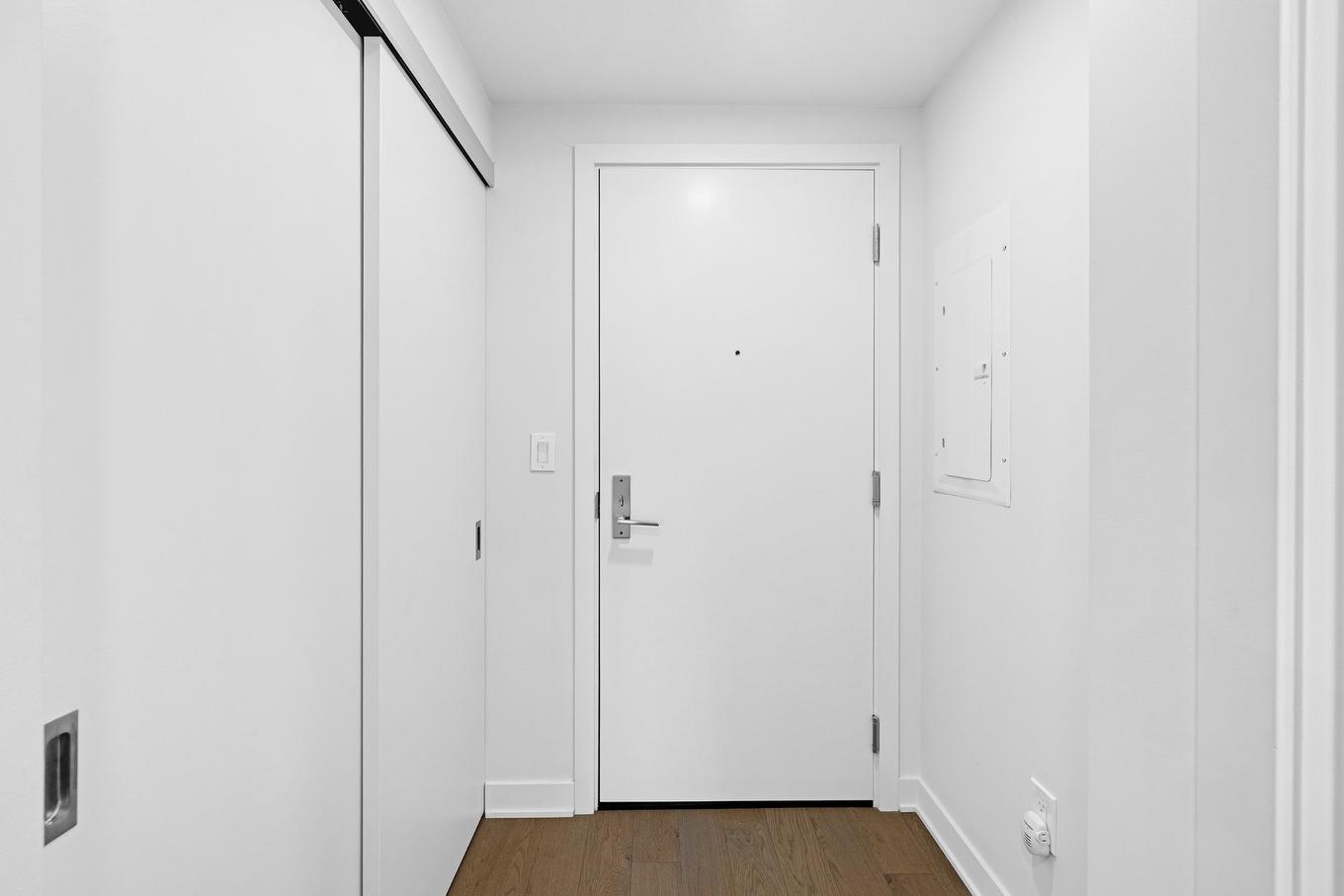 Hall - 3701-1188 Rue St-Antoine O., Montréal (Ville-Marie), QC - Indoor Photo Showing Other Room