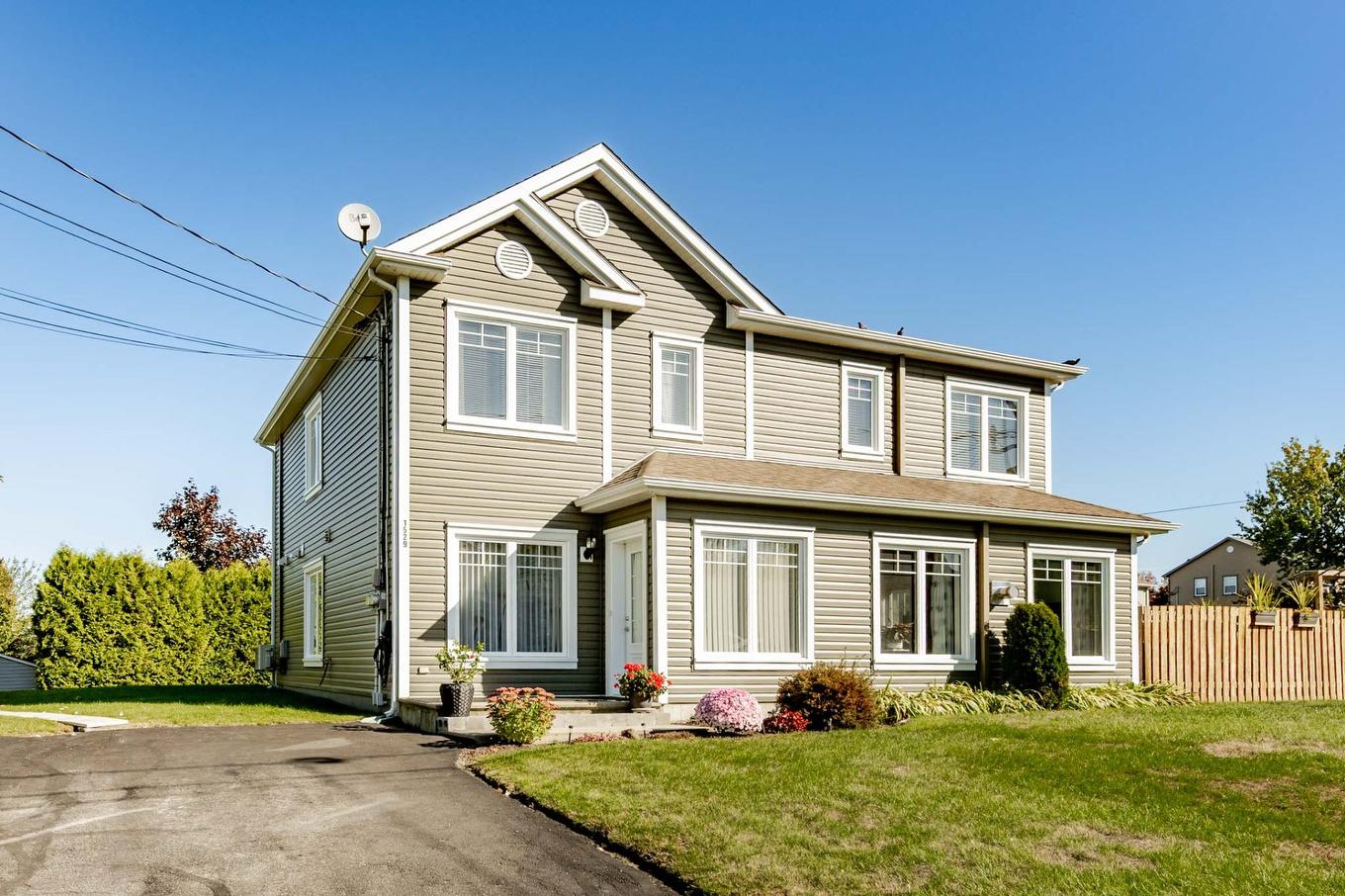 Frontage - 1529 Rue Des Horizons, Magog, QC - Outdoor With Facade