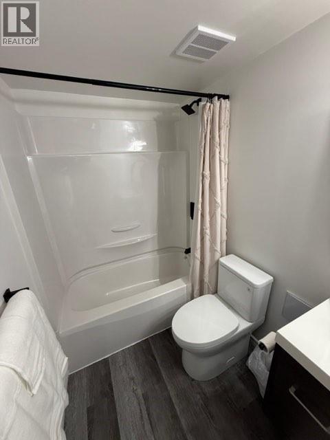 155 Front Street North Unit# 1408, Sarnia, ON - Indoor Photo Showing Bathroom