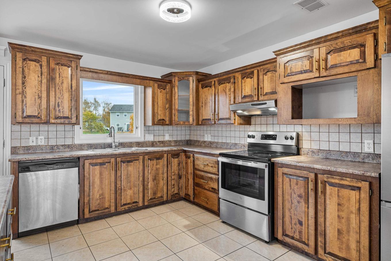 84 Bonavista Avenue, Stratford, PE