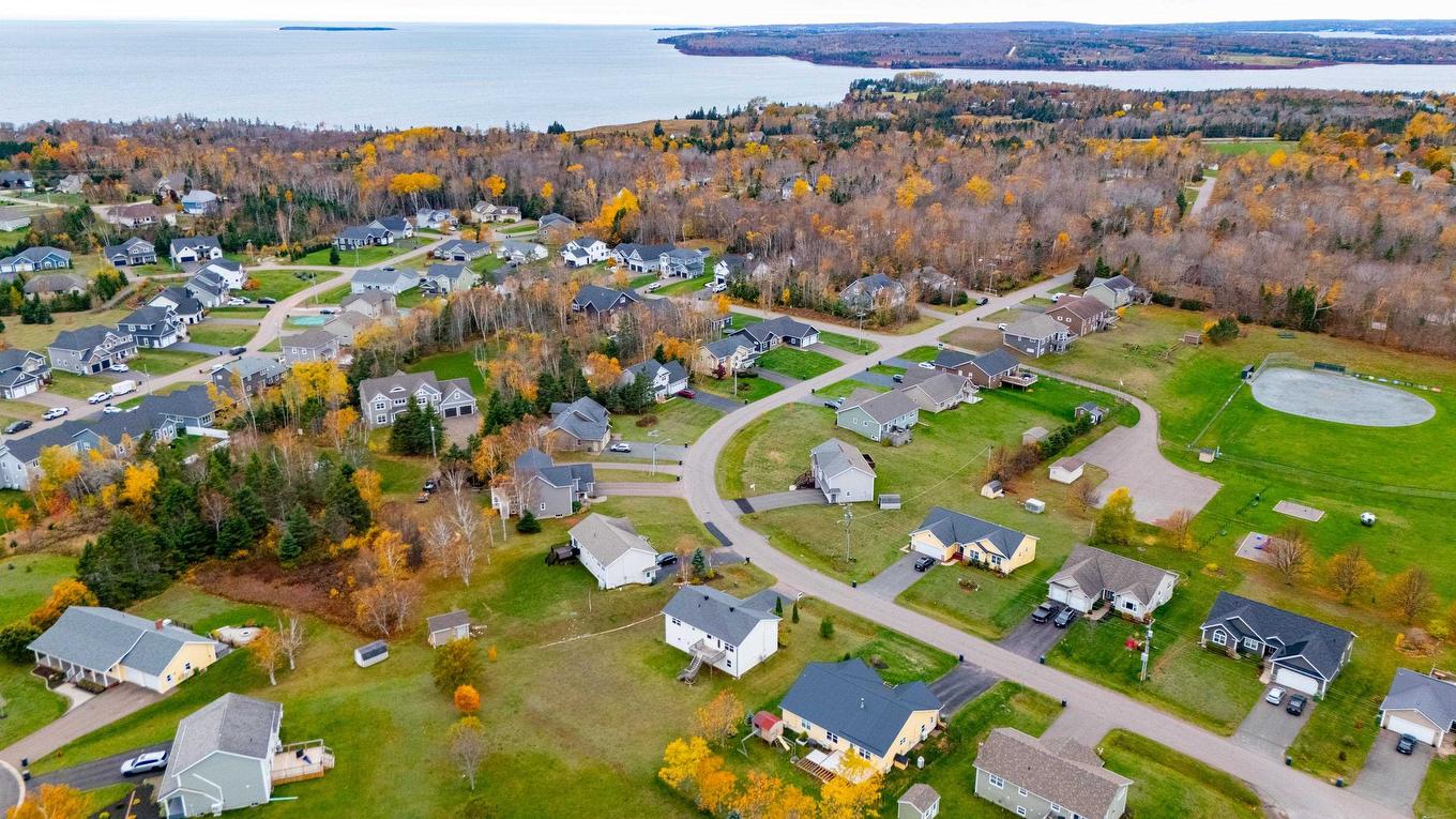 84 Bonavista Avenue, Stratford, PE