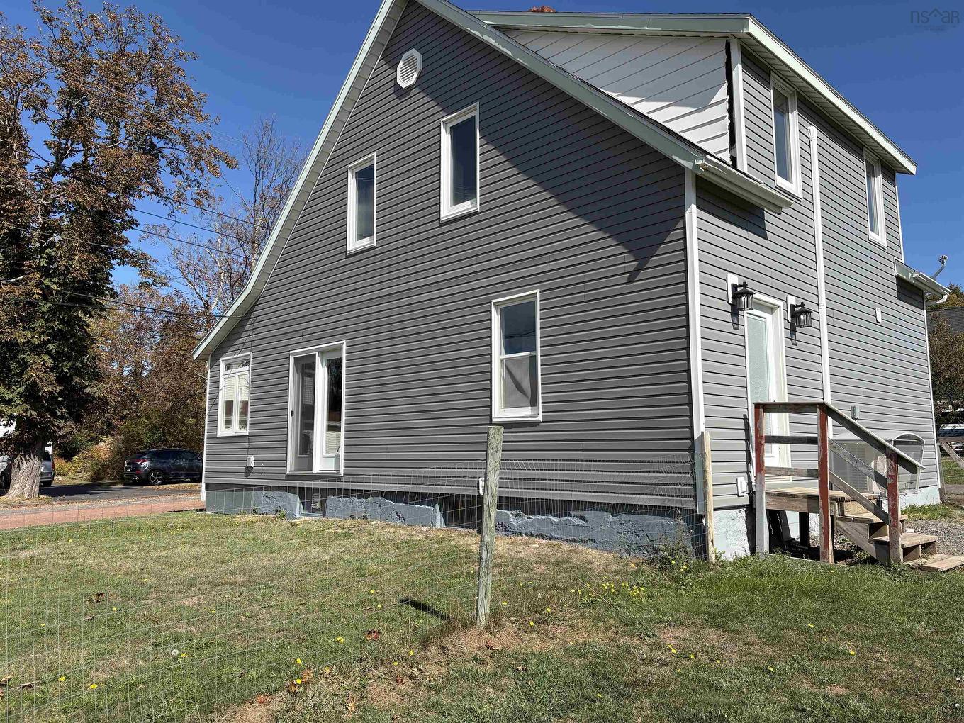 30 Queen Street, Pugwash, NS