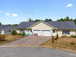 41 Kimbrough Court Greenwich, NS B4P 2R2