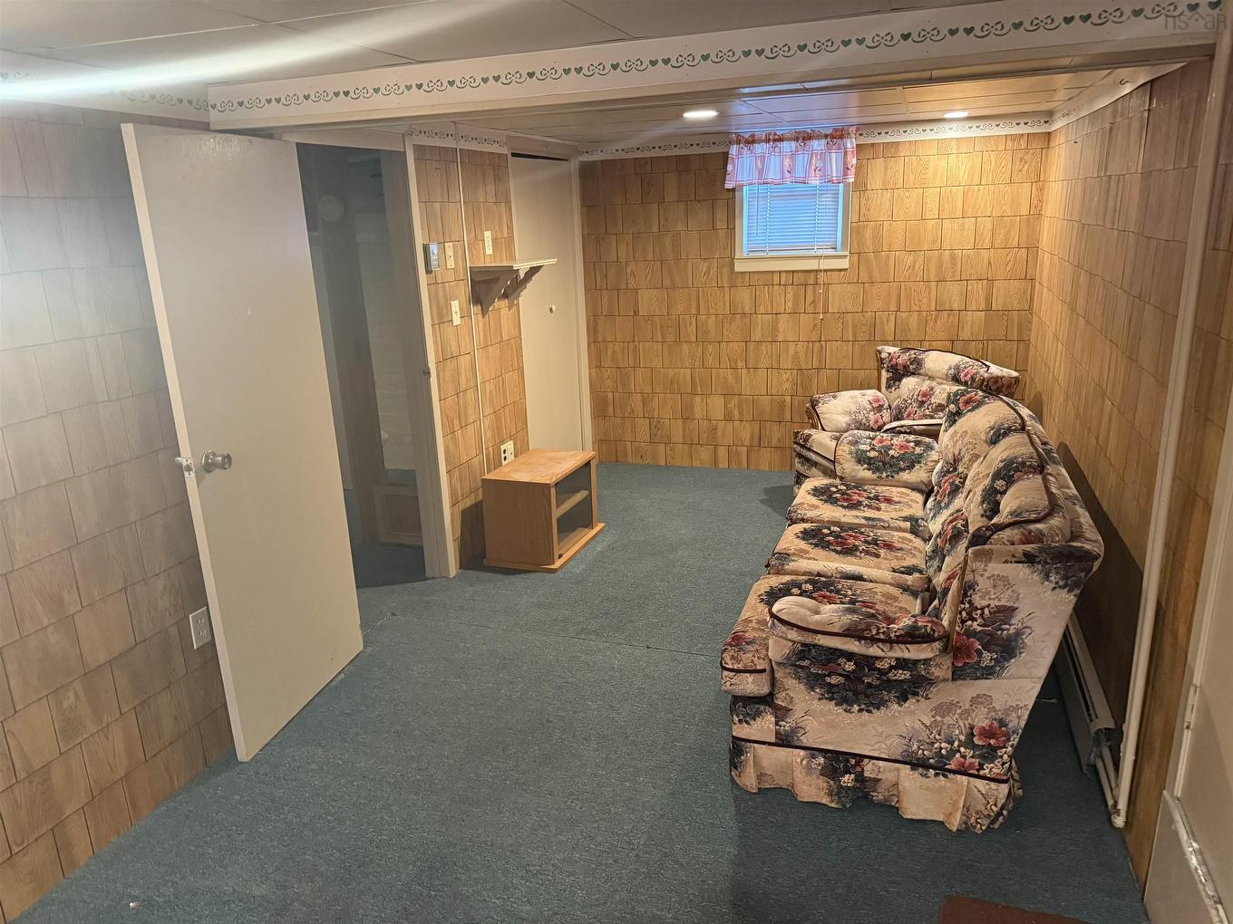 690 St. Joseph Street, New Waterford, NS