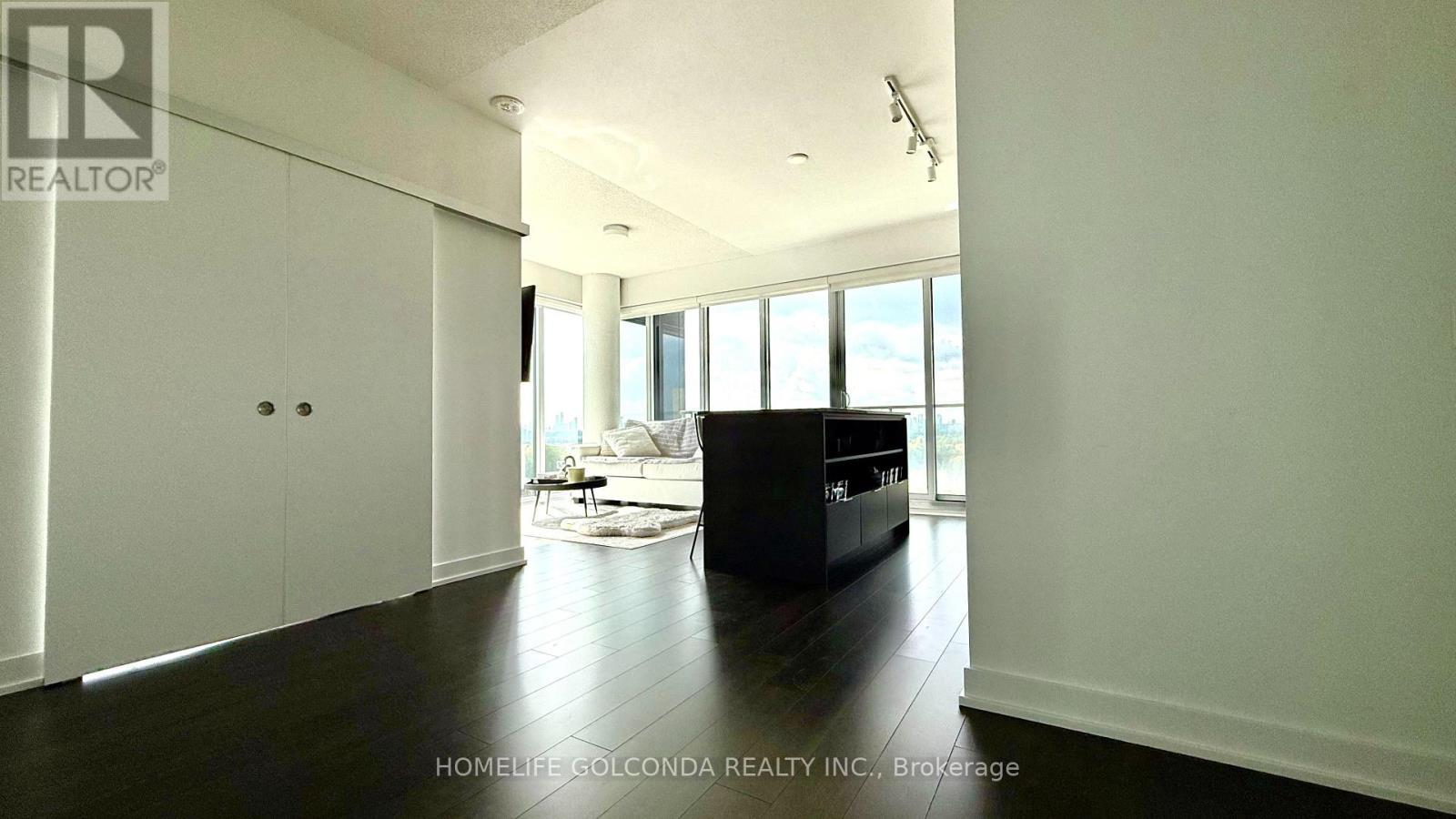 733 - 20 O'Neill Road, Toronto, ON - Indoor Photo Showing Other Room