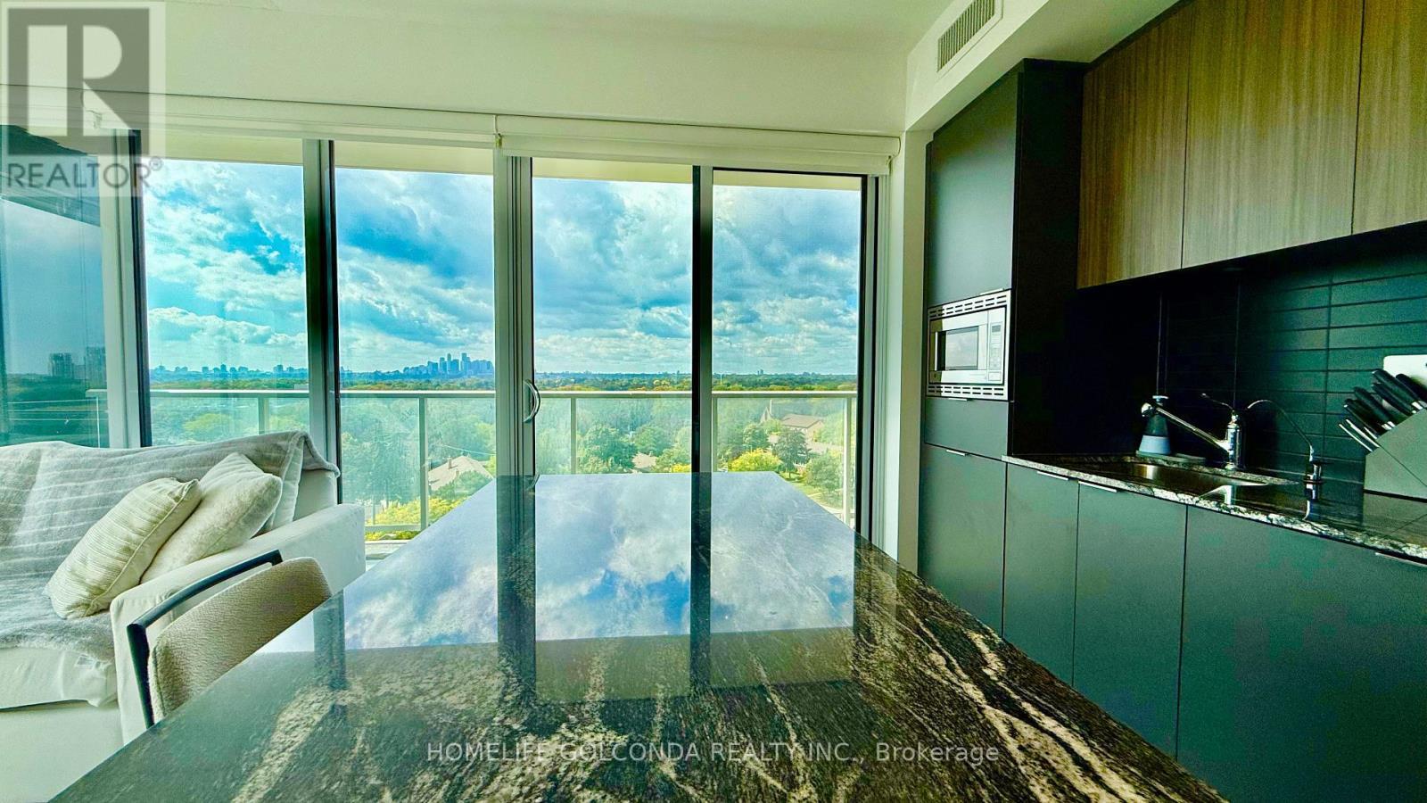 733 - 20 O'Neill Road, Toronto, ON - Indoor Photo Showing Other Room