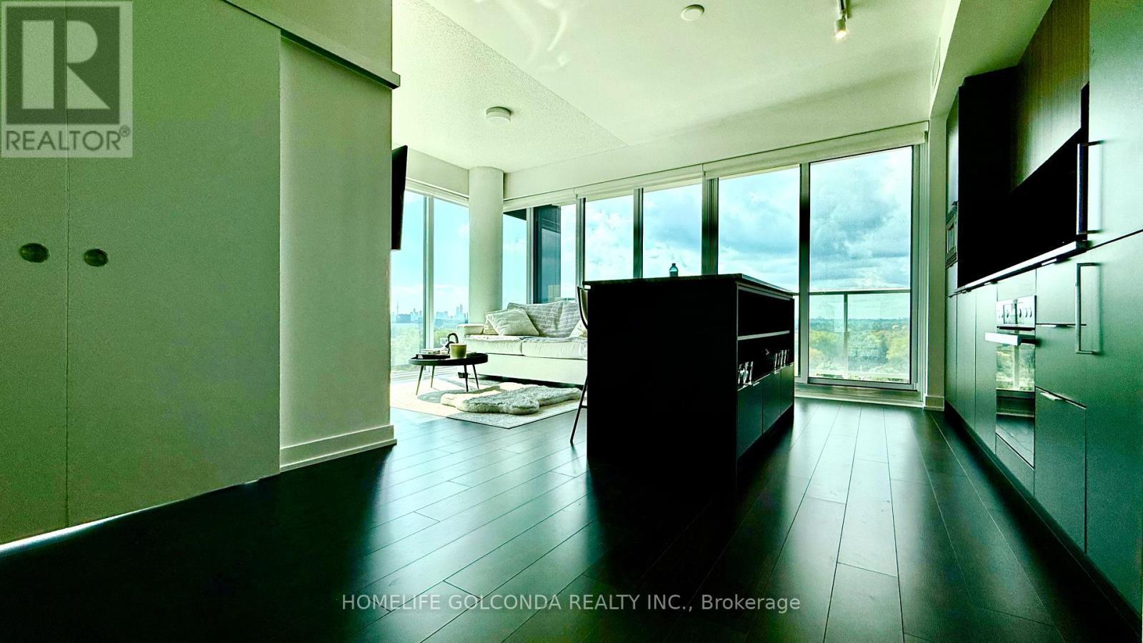 733 - 20 O'Neill Road, Toronto, ON - Indoor Photo Showing Other Room