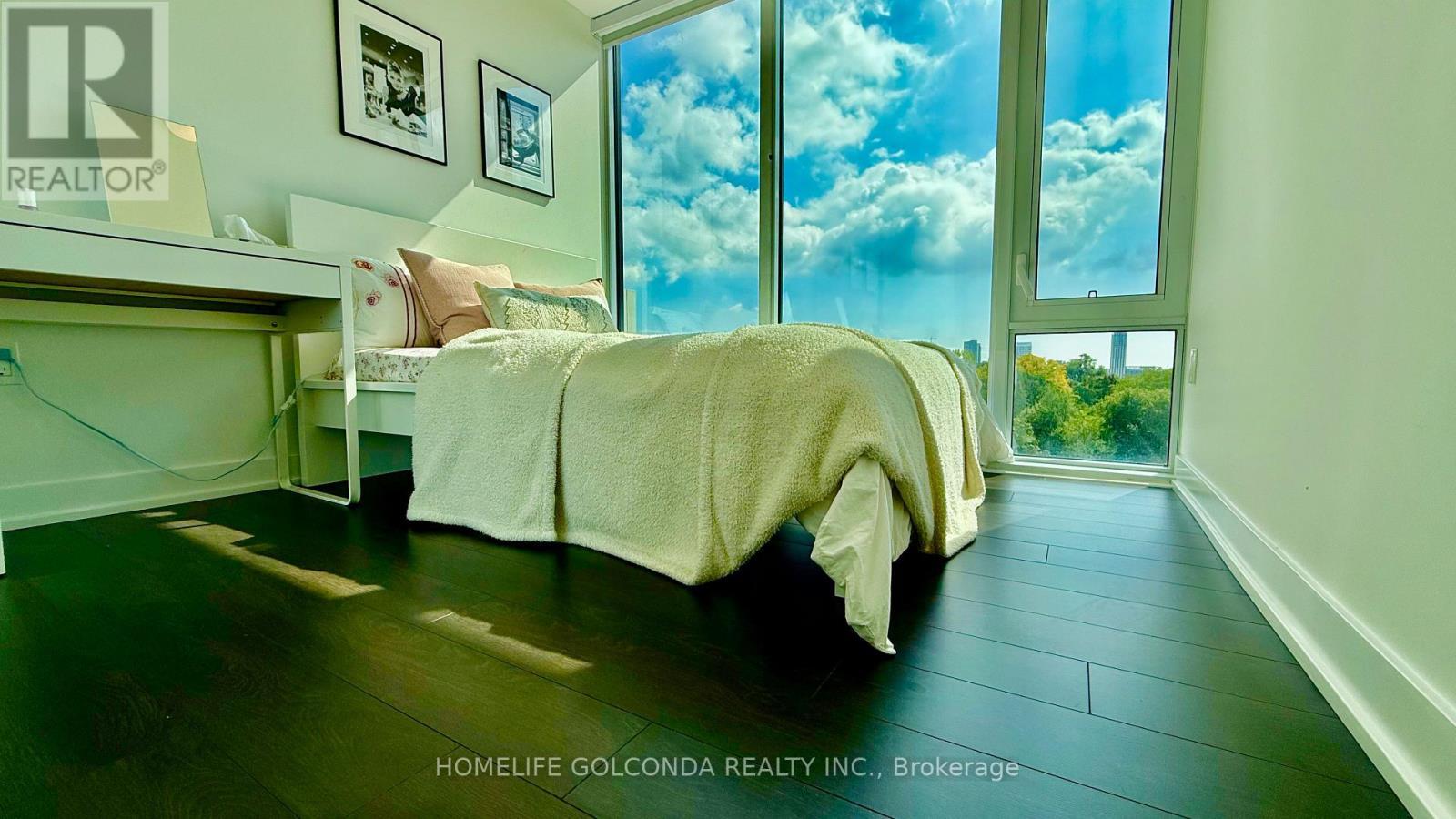 733 - 20 O'Neill Road, Toronto, ON - Indoor Photo Showing Other Room