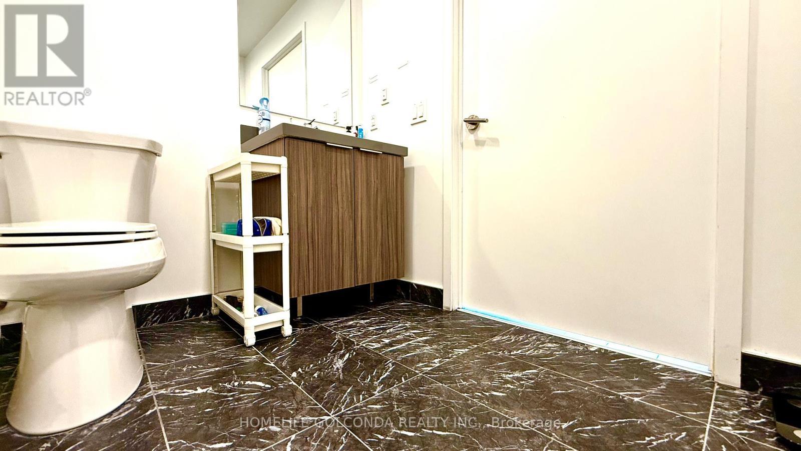 733 - 20 O'Neill Road, Toronto, ON - Indoor Photo Showing Other Room