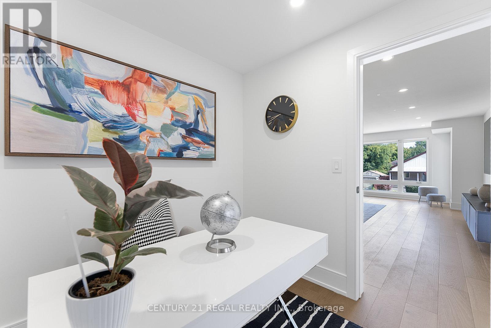 Office/Den 1 or 2 - 84 Bexhill Avenue, Toronto, ON - Indoor Photo Showing Other Room