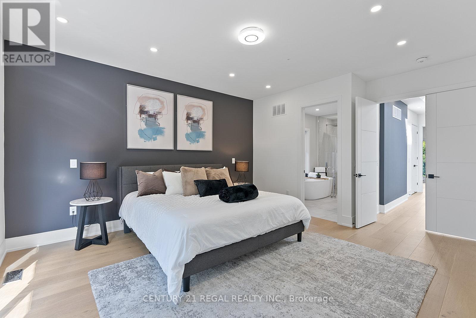 Master Bedroom - 84 Bexhill Avenue, Toronto, ON - Indoor Photo Showing Bedroom