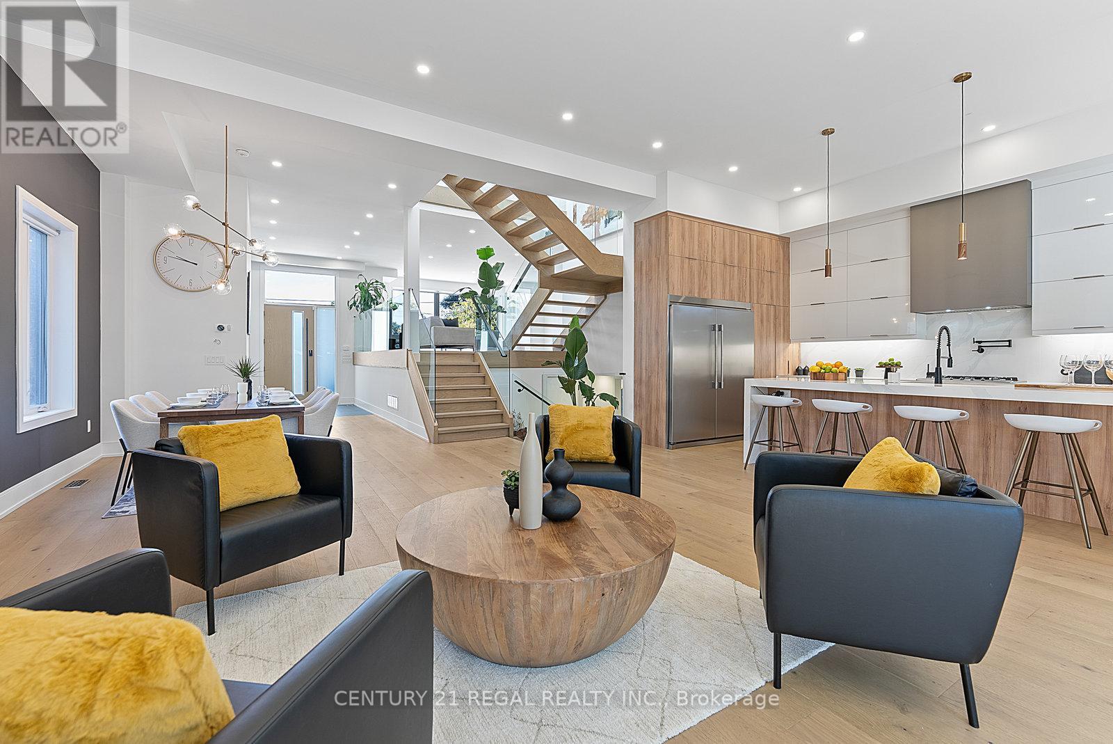 Open Concept - 84 Bexhill Avenue, Toronto, ON - Indoor