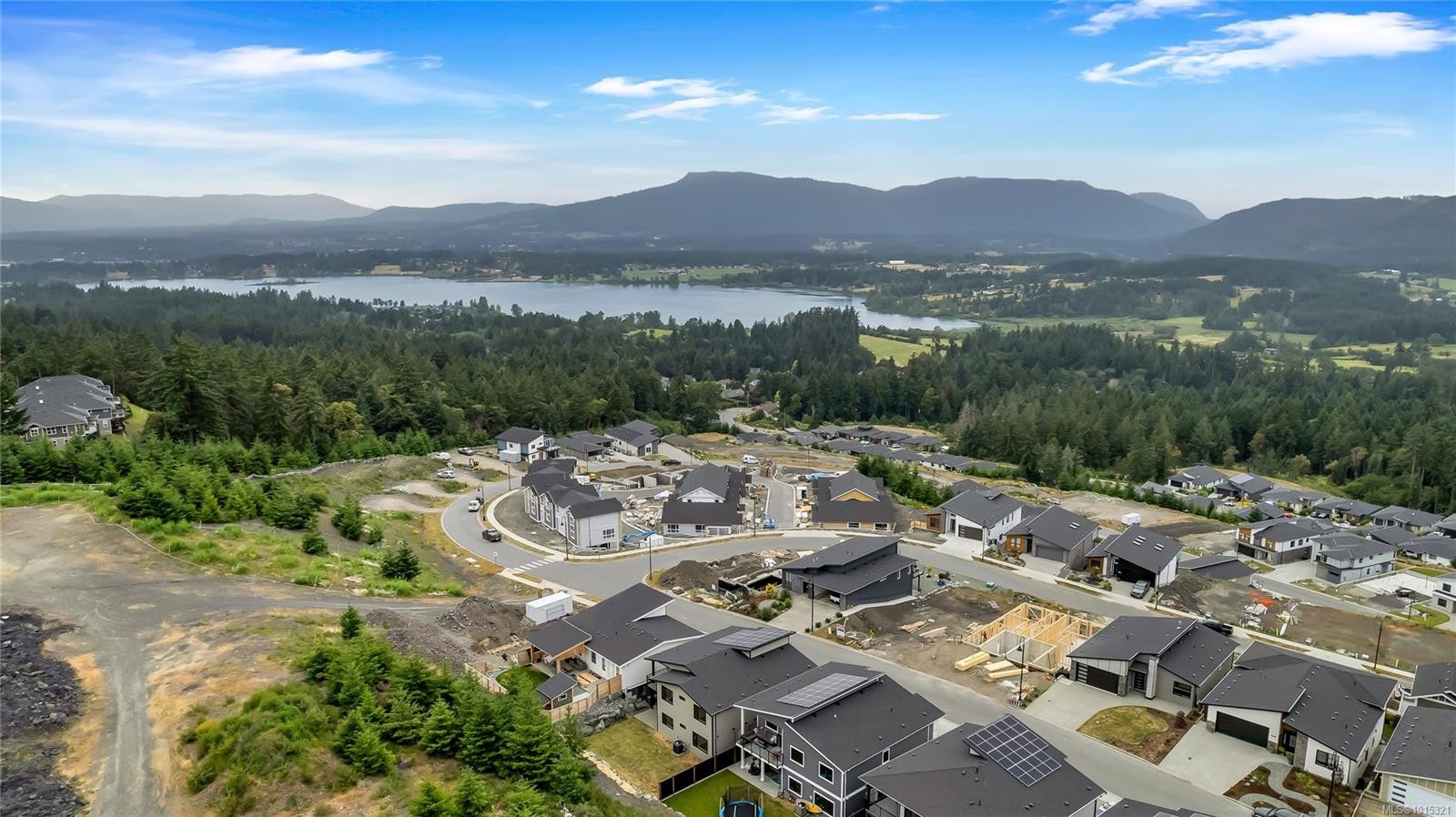 3211 Woodrush Dr, Duncan, BC