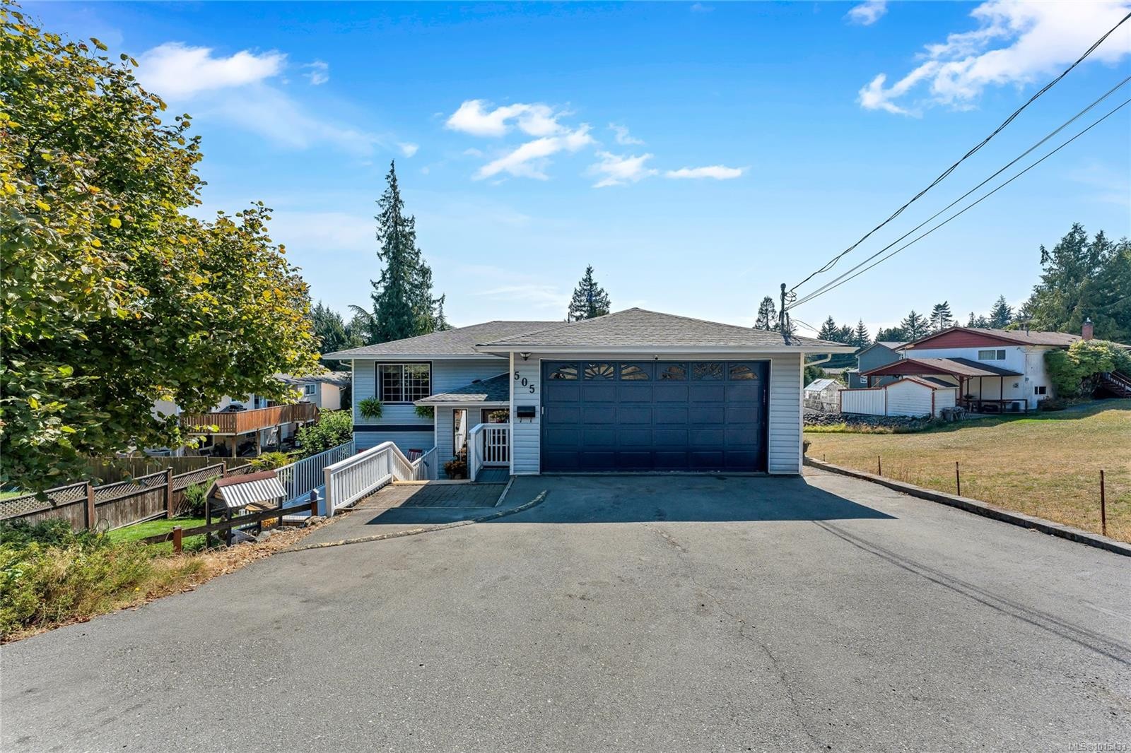 505 Windthrop Rd, Colwood, BC