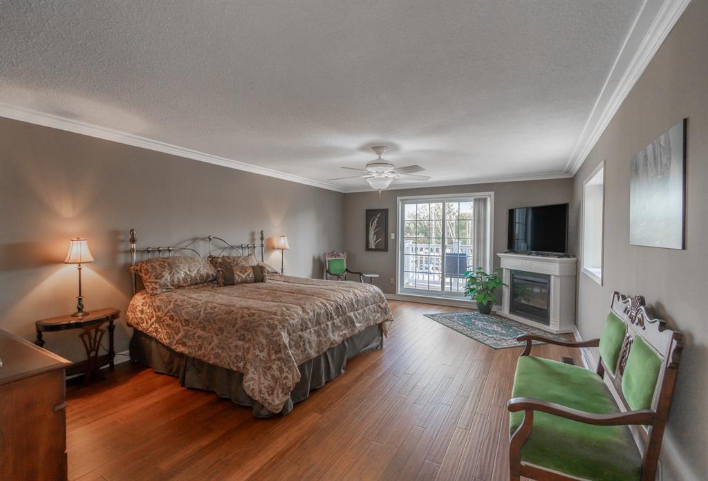 W22-1500 Venetian Boulevard, Point Edward, ON