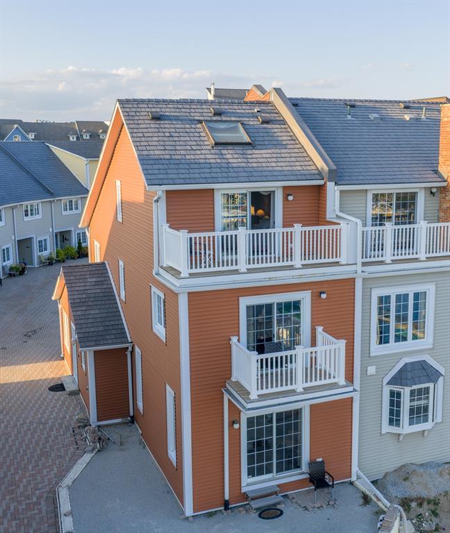 W22-1500 Venetian Boulevard, Point Edward, ON