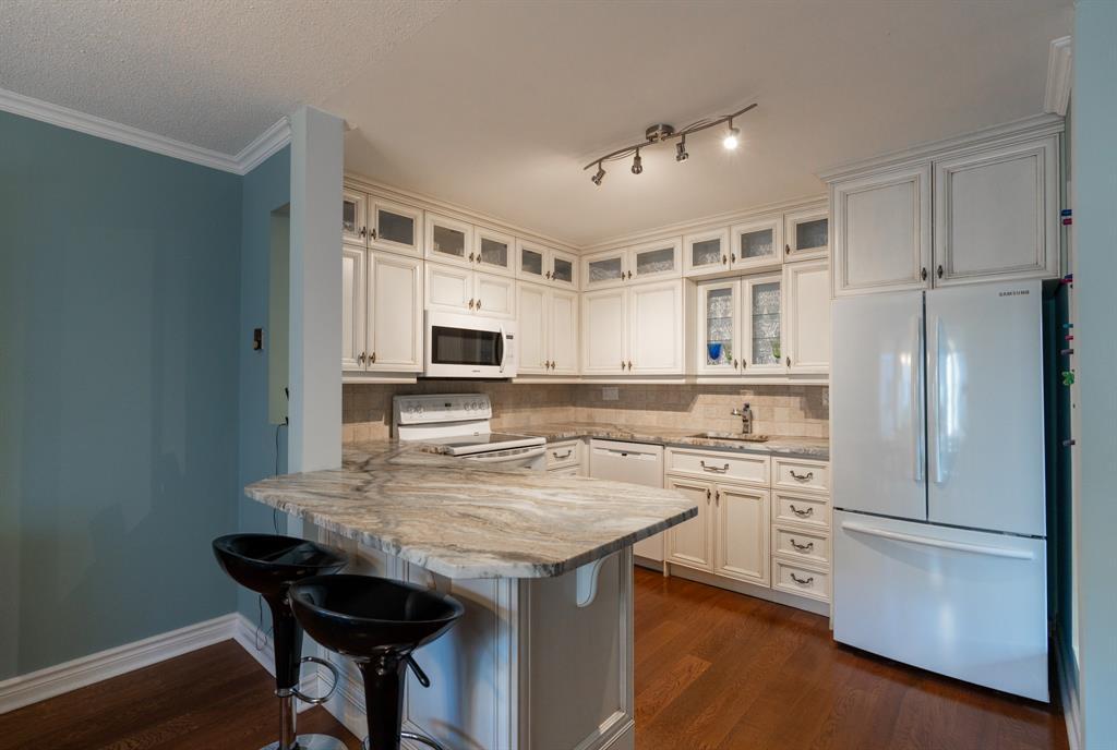 W22-1500 Venetian Boulevard, Point Edward, ON