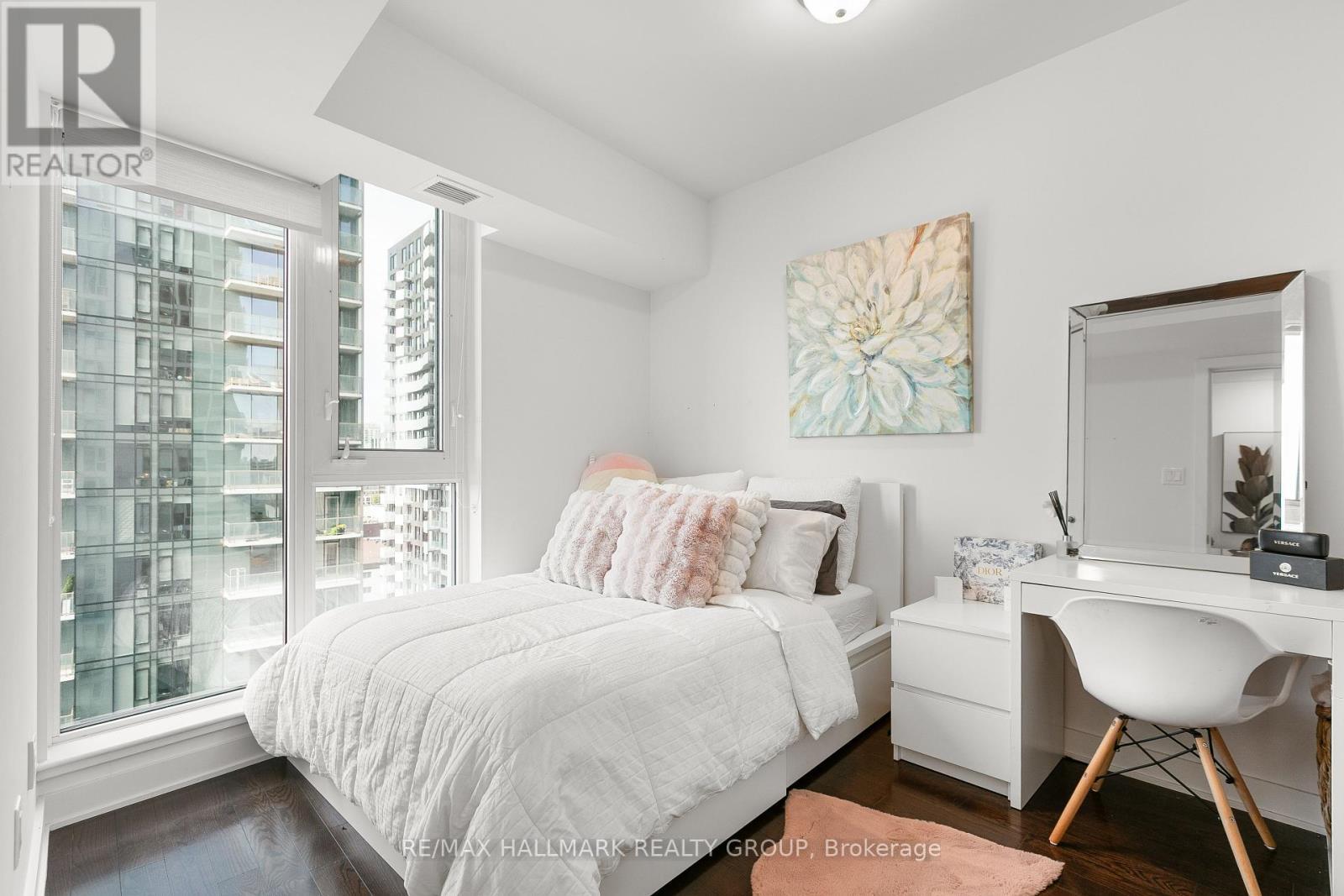 1510 - 179 Metcalfe Street, Ottawa, ON - Indoor Photo Showing Bedroom