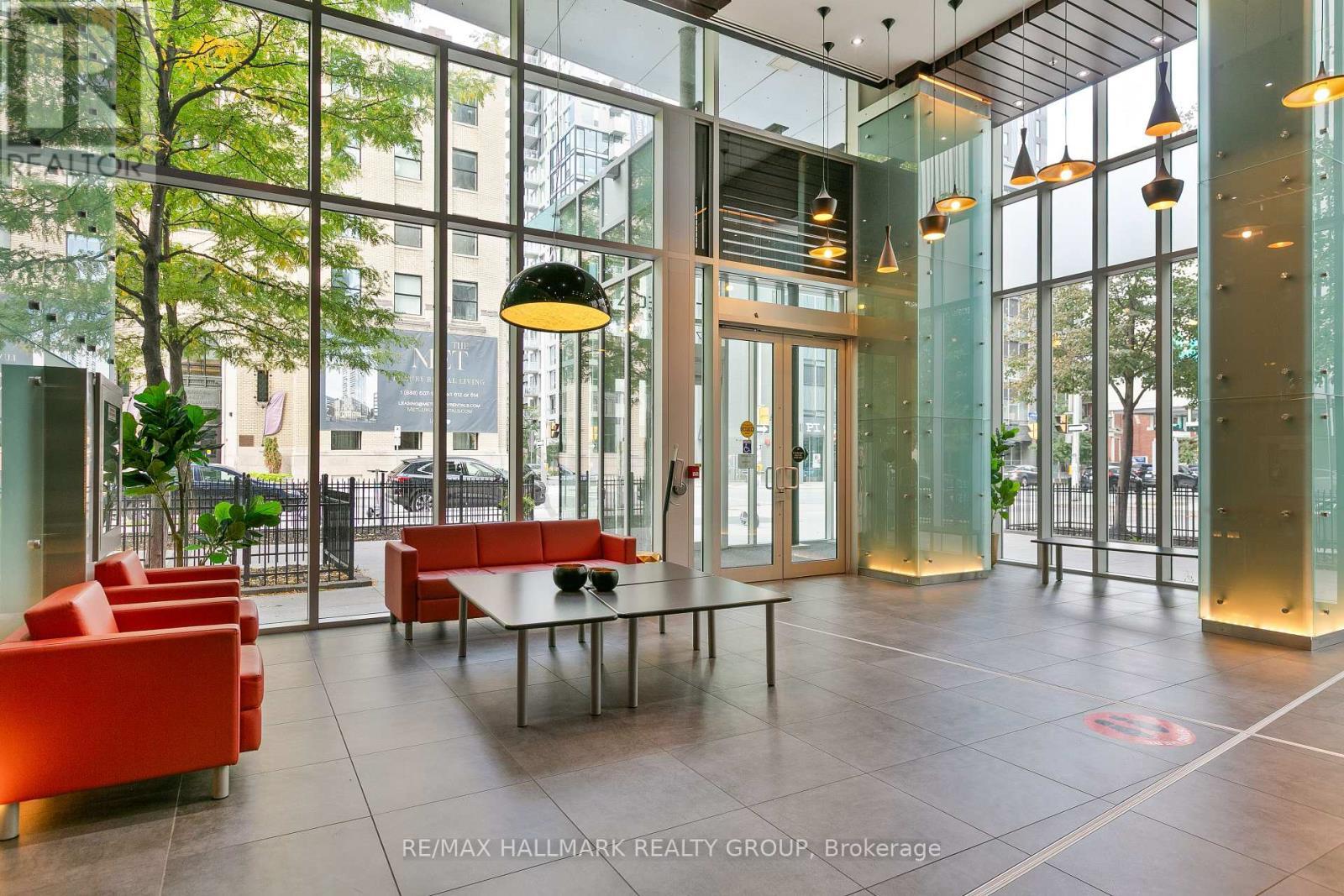 1510 - 179 Metcalfe Street, Ottawa, ON - Indoor Photo Showing Other Room