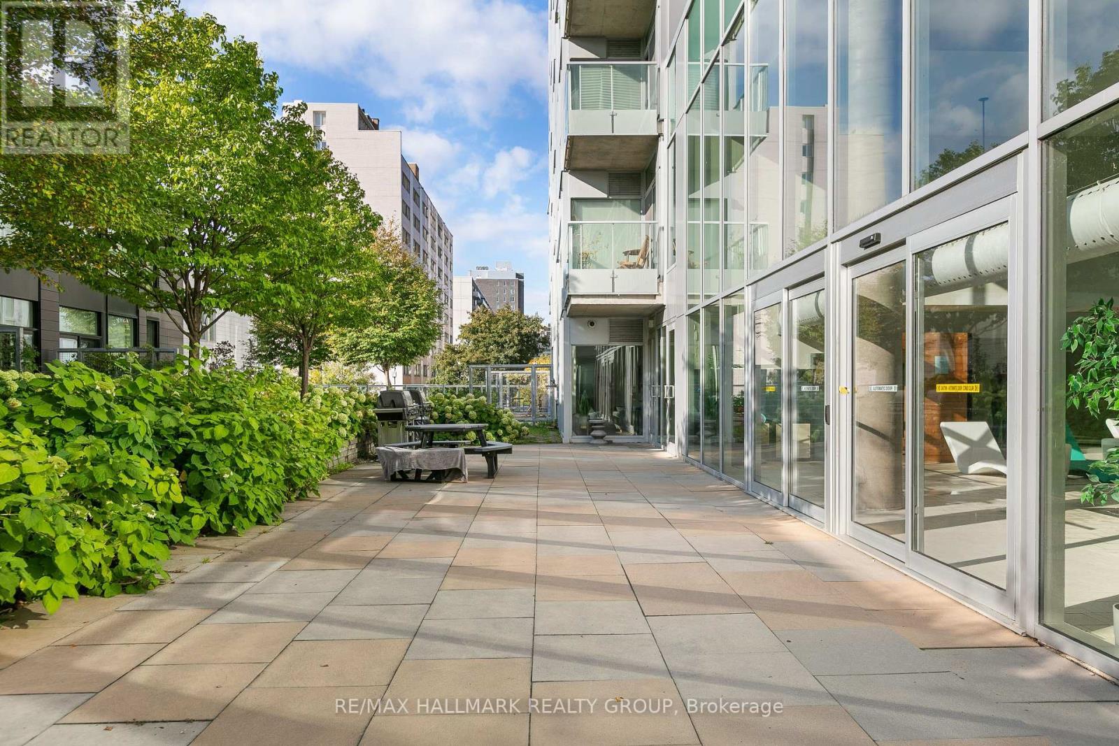 1510 - 179 Metcalfe Street, Ottawa, ON - Outdoor