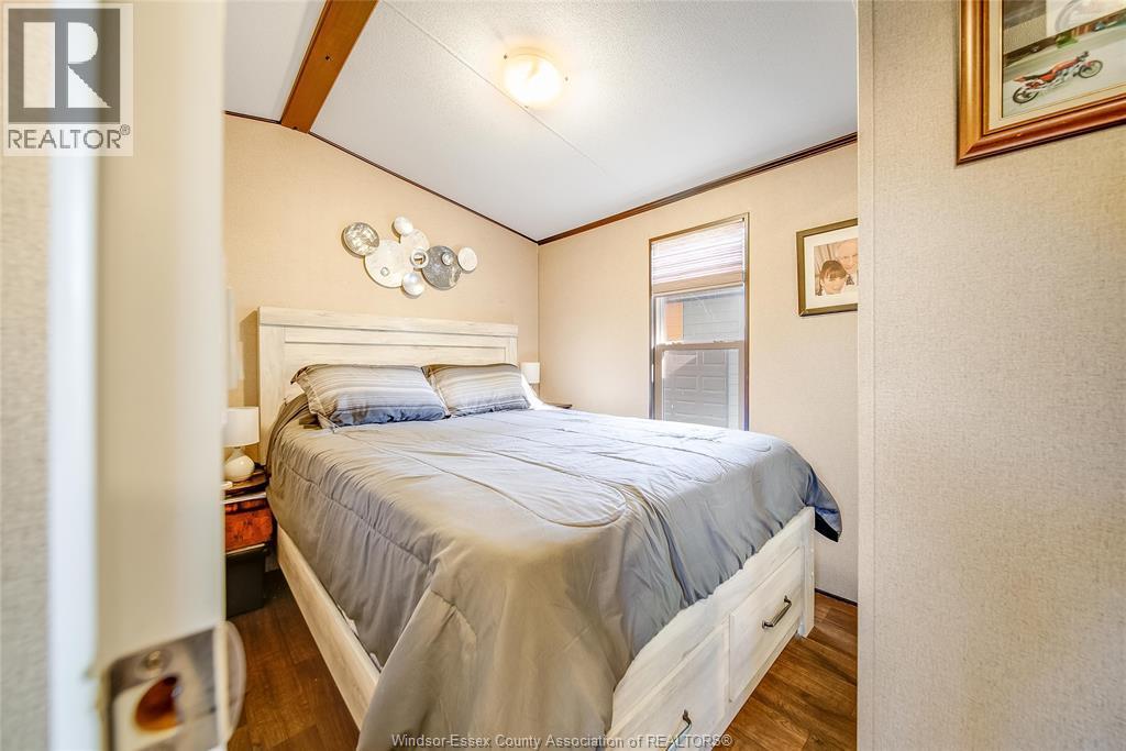 981 County Rd 2 Unit# 535, Lakeshore, ON - Indoor Photo Showing Bedroom