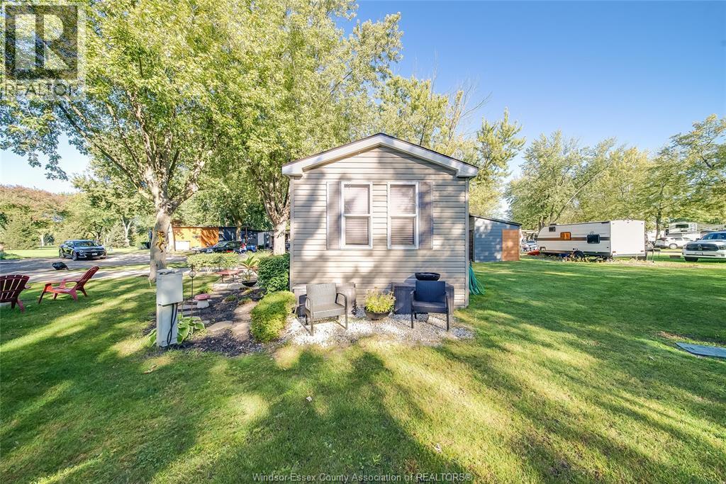 981 County Rd 2 Unit# 535, Lakeshore, ON - Outdoor