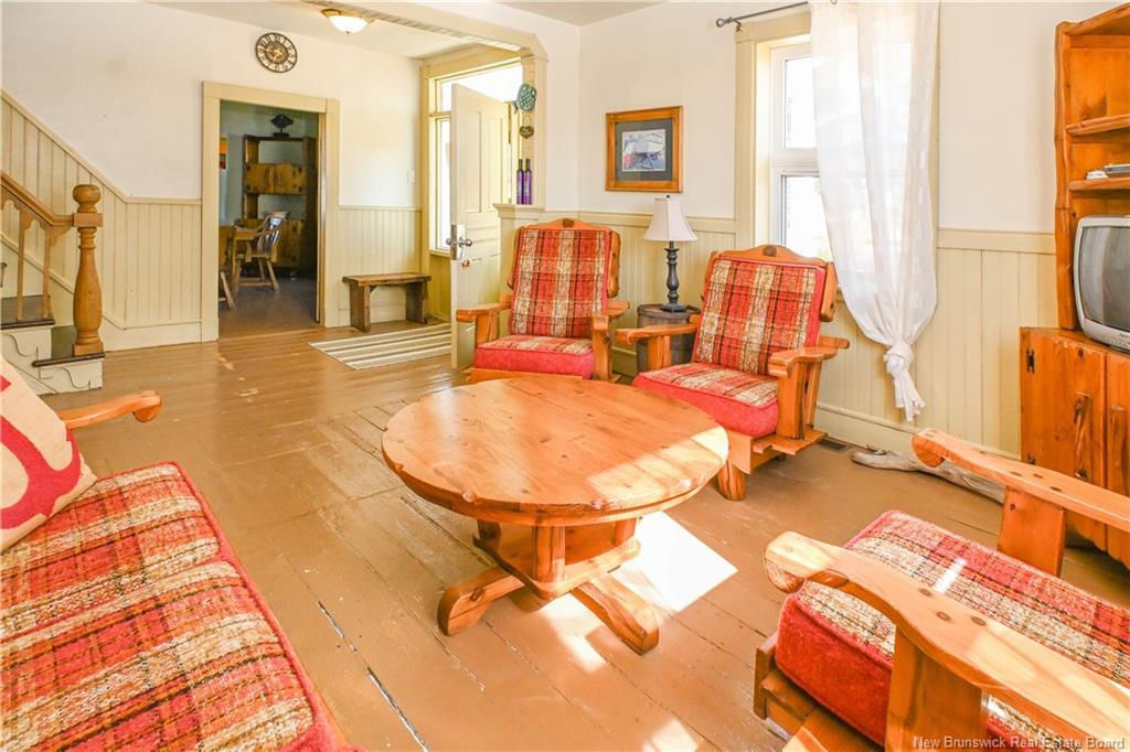 62 Rue Du Parc St, Petite-Lamèque, NB