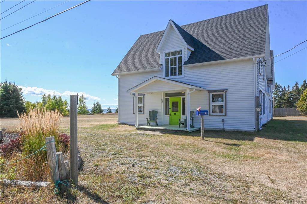 62 Rue Du Parc St, Petite-Lamèque, NB