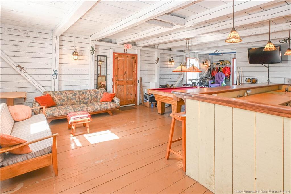 62 Rue Du Parc St, Petite-Lamèque, NB