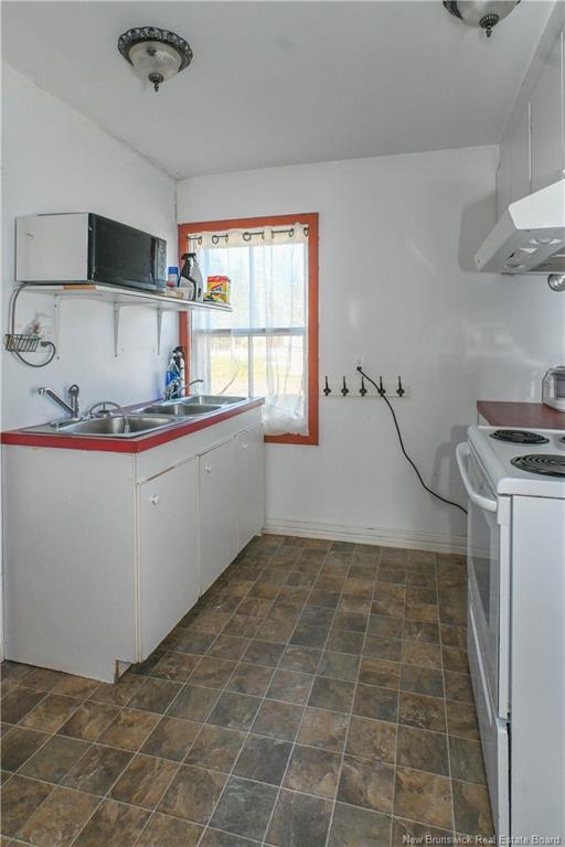 62 Rue Du Parc St, Petite-Lamèque, NB