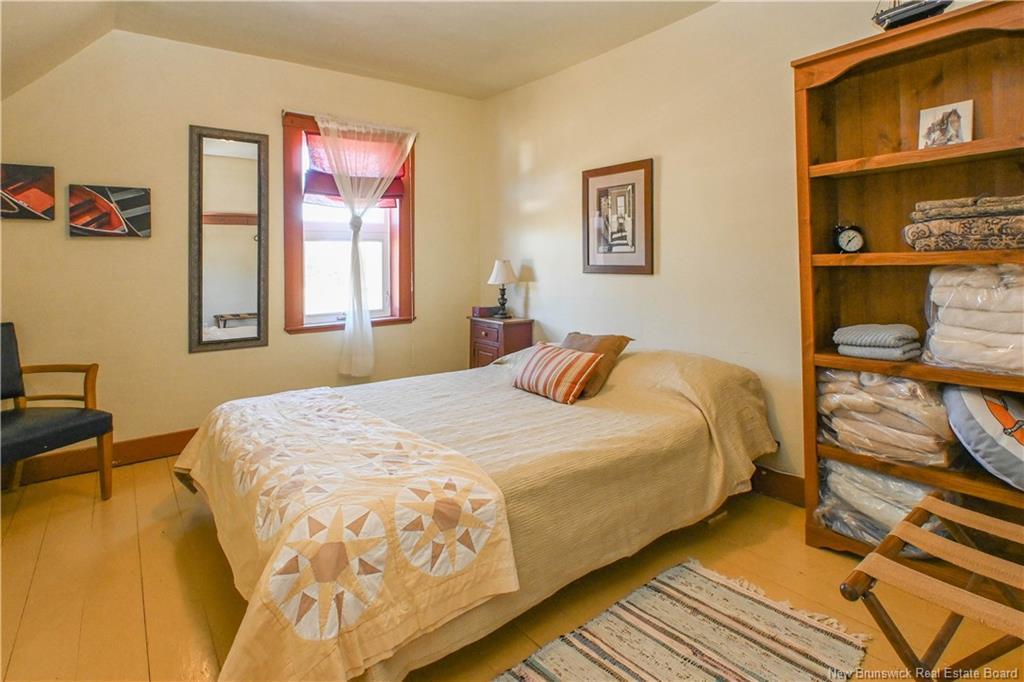 62 Rue Du Parc St, Petite-Lamèque, NB