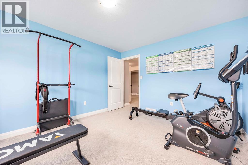 4095 Ernest Street, Petrolia, ON - Indoor Photo Showing Gym Room