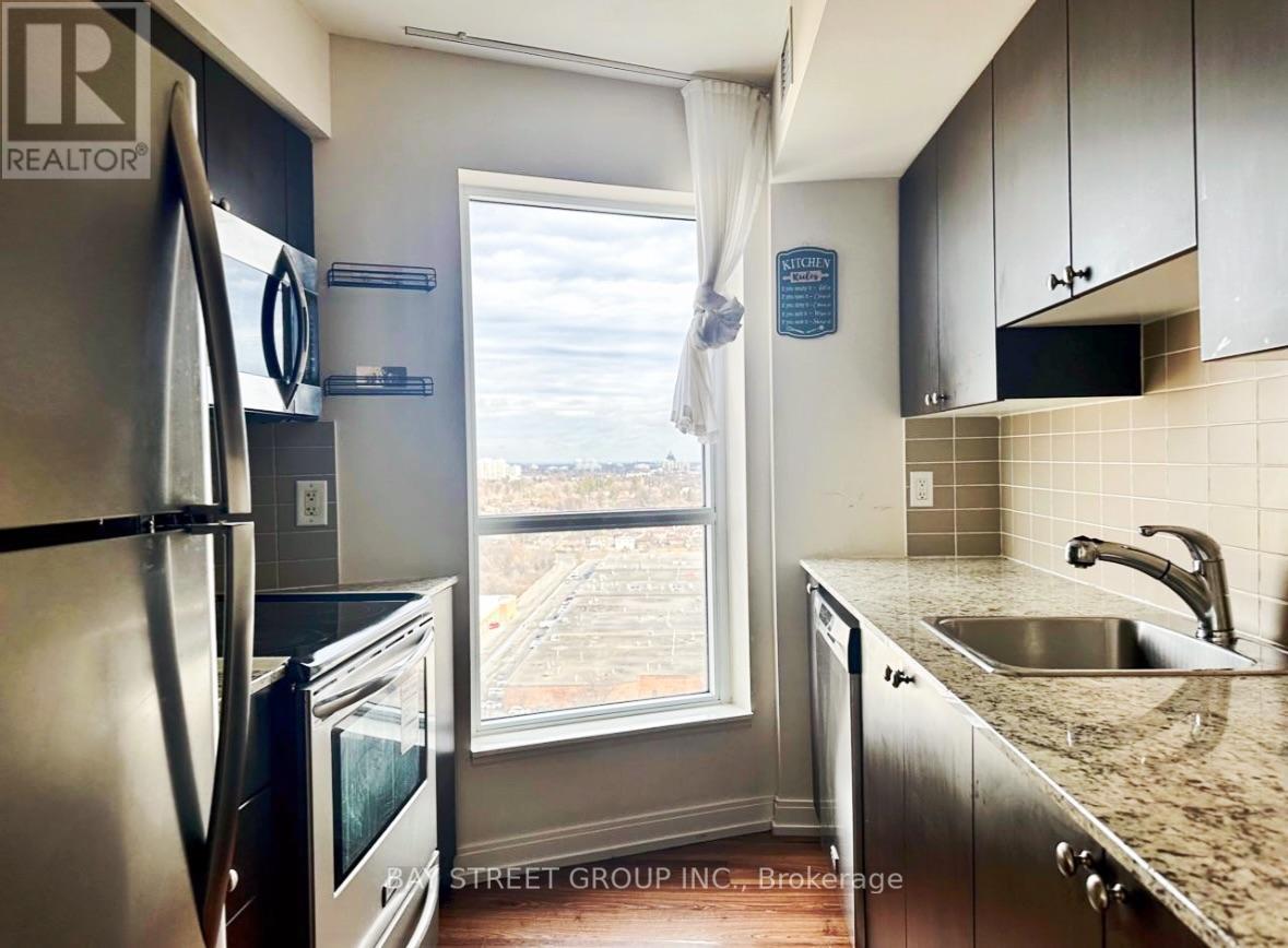 1908 - 151 Village Green Square, Toronto, ON - Indoor Photo Showing Kitchen
